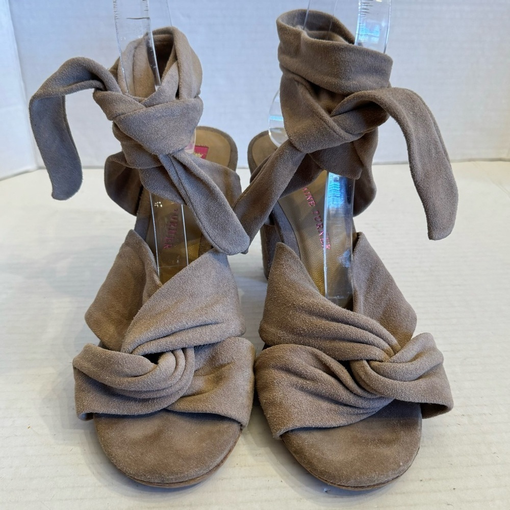 Elaine Turner Taupe Suede Leather “RAE” Ankle Wrap Heel Sandals Shoes Size 8.5